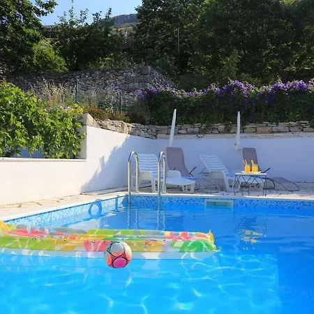 Family Friendly House With A Swimming Pool Podstrana, Split - 17804