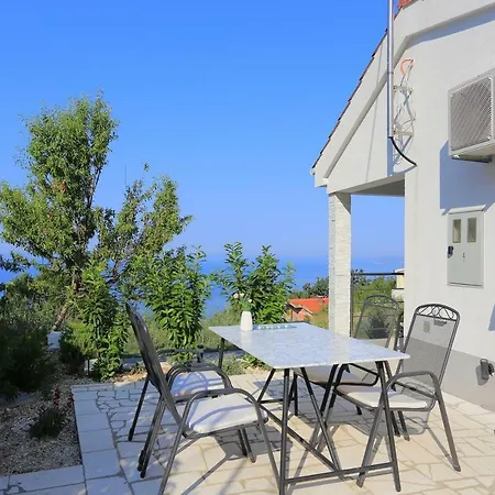 別荘 Family Friendly House With A Swimming Pool Podstrana, Split - 17804