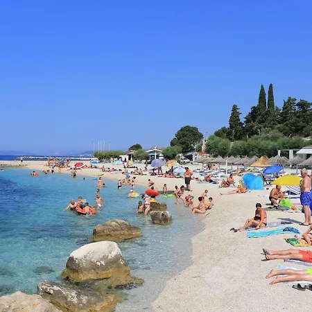 Family Friendly House With A Swimming Pool Podstrana, Split - 17804 別荘