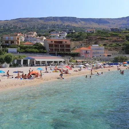 Family Friendly House With A Swimming Pool Podstrana, Split - 17804 別荘 ポドストラナ