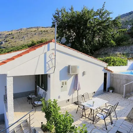Family Friendly House With A Swimming Pool Podstrana, Split - 17804